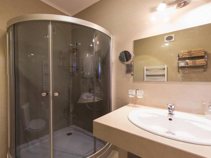 Kajzer Hostel image