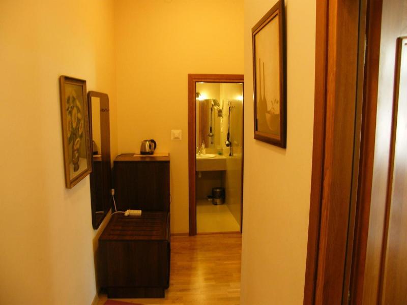 Kajzer Hostel image