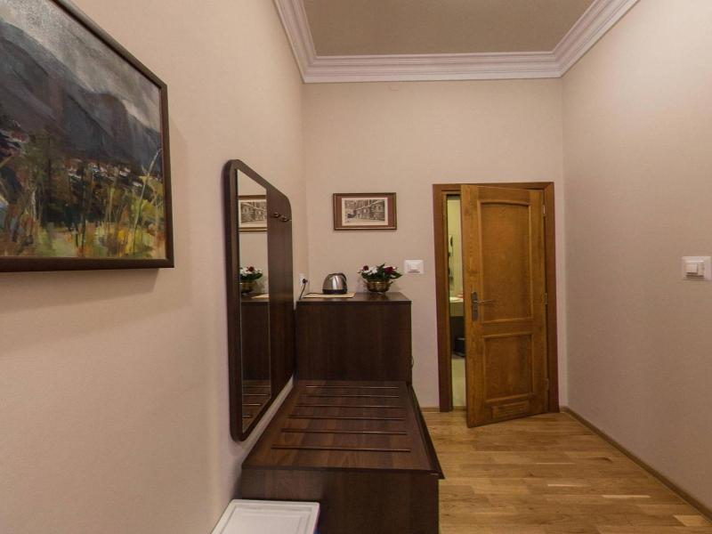 Kajzer Hostel image