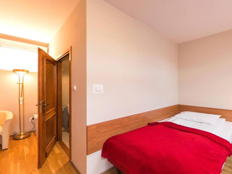 Kajzer Hostel image
