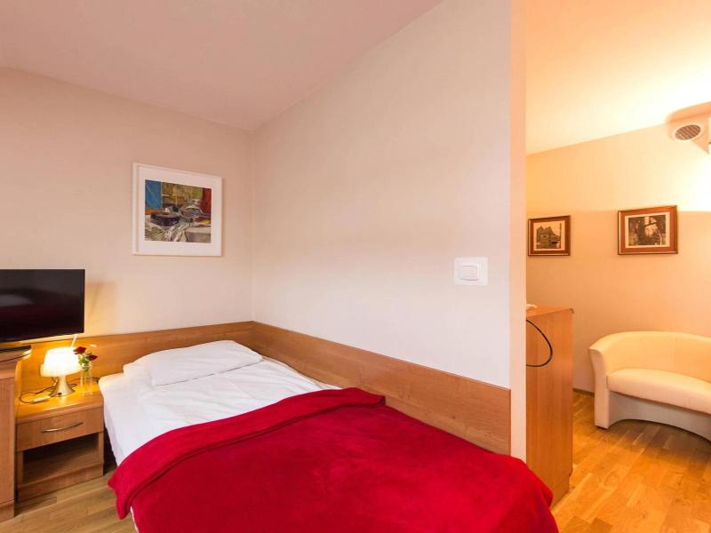 Kajzer Hostel image