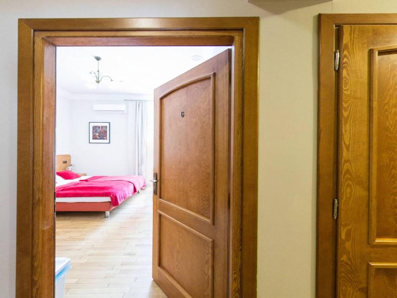 Kajzer Hostel image