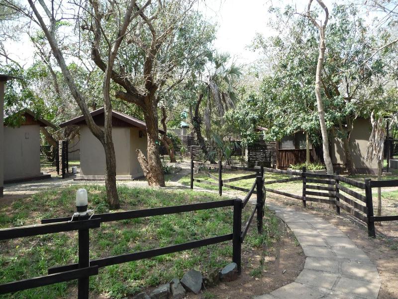 Isinkwe Backpackers Bushcamp