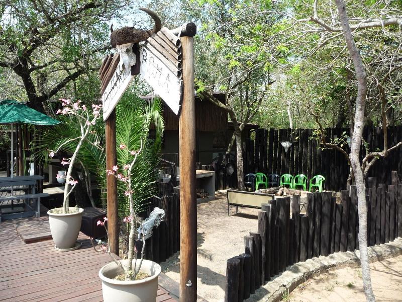 Isinkwe Backpackers Bushcamp