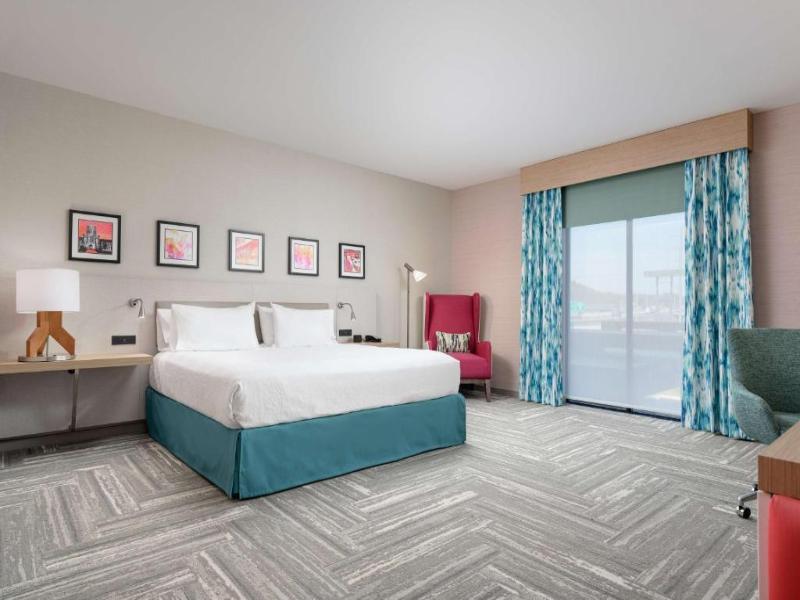 Hilton Garden Inn Knoxville Papermill Drive image