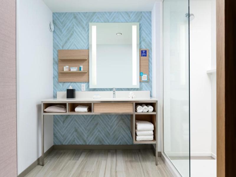 Hilton Garden Inn Knoxville Papermill Drive image