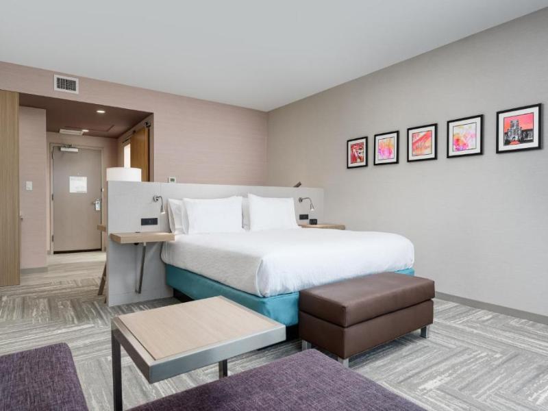 Hilton Garden Inn Knoxville Papermill Drive image