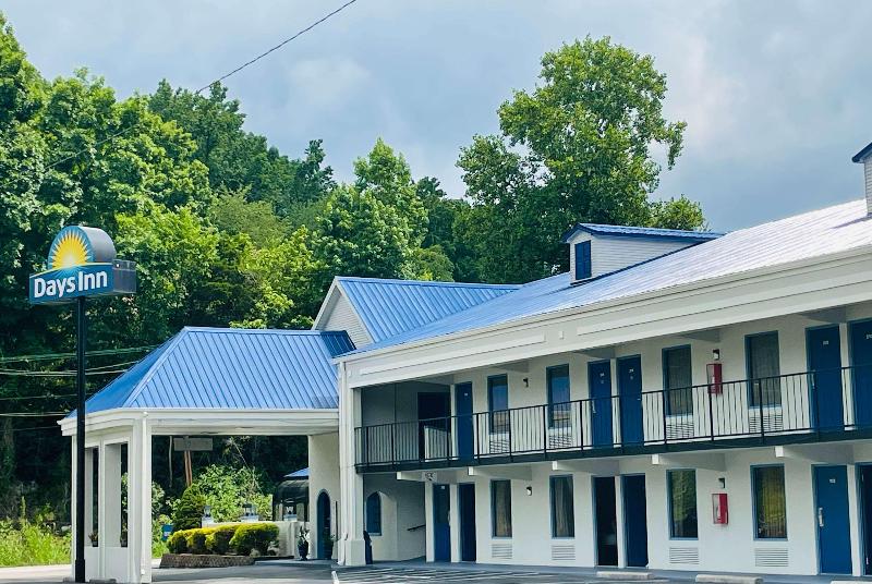 Days Inn By Wyndham Harriman image