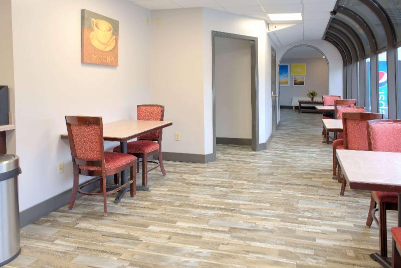 Days Inn By Wyndham Harriman image