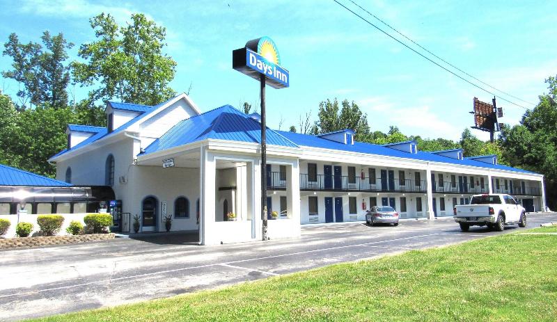 Days Inn By Wyndham Harriman image