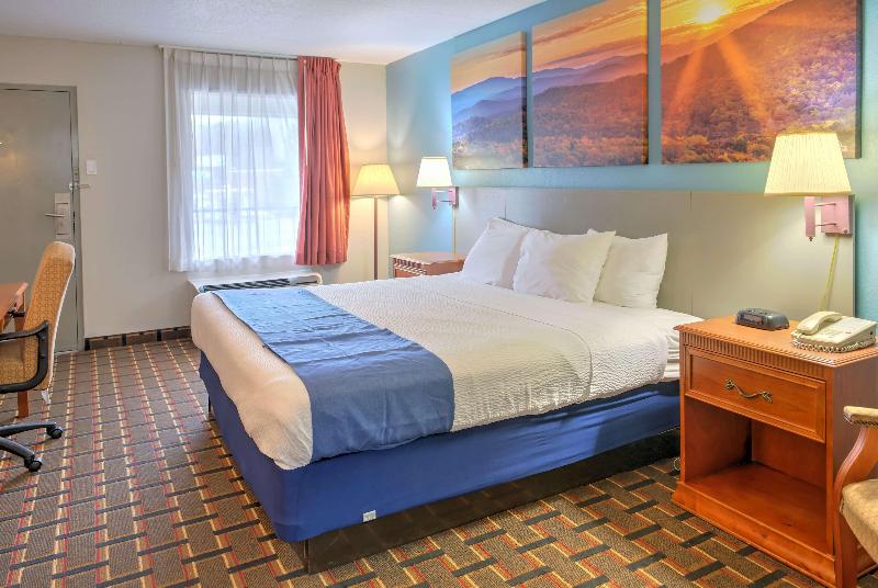 Days Inn By Wyndham Harriman image