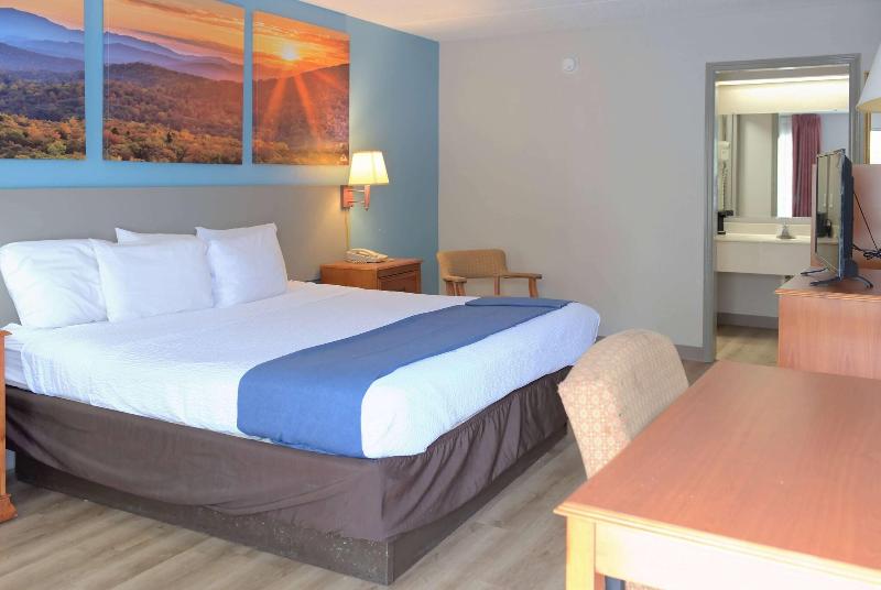 Days Inn By Wyndham Harriman image