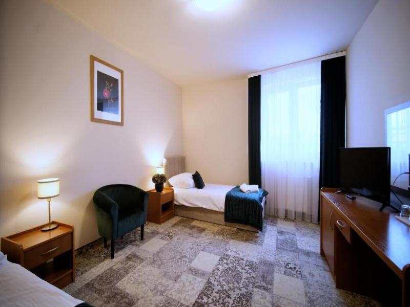 Nova Hotel image