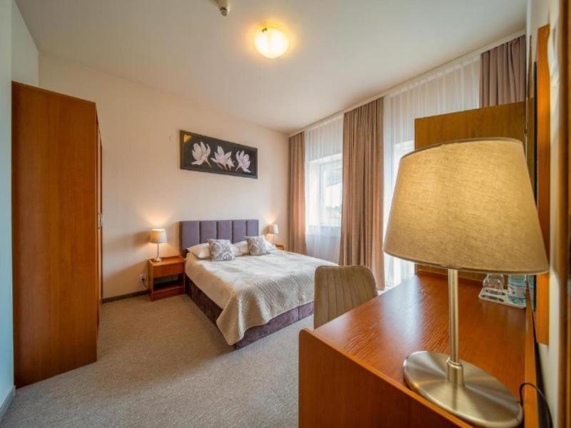 Nova Hotel image