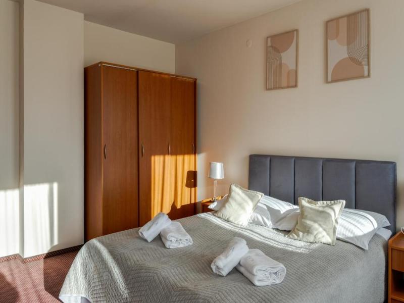 Nova Hotel image