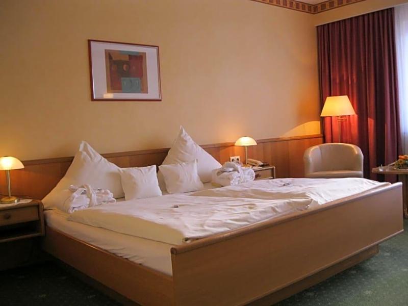 Land- und Kurhotel Tommes image