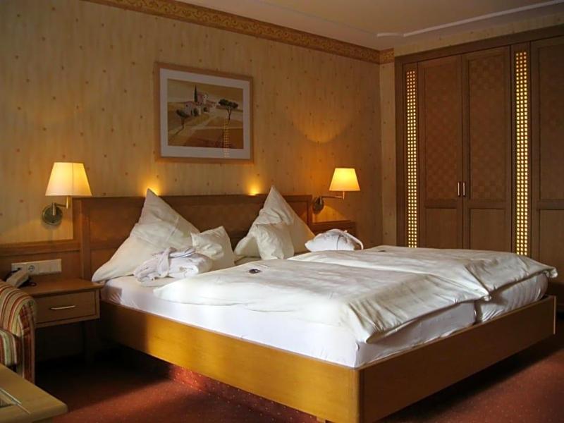 Land- und Kurhotel Tommes image