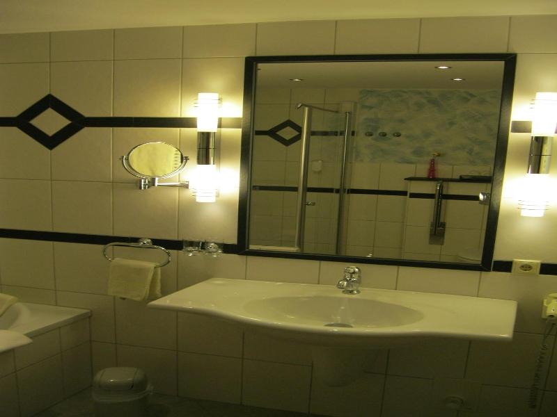 Land- und Kurhotel Tommes image