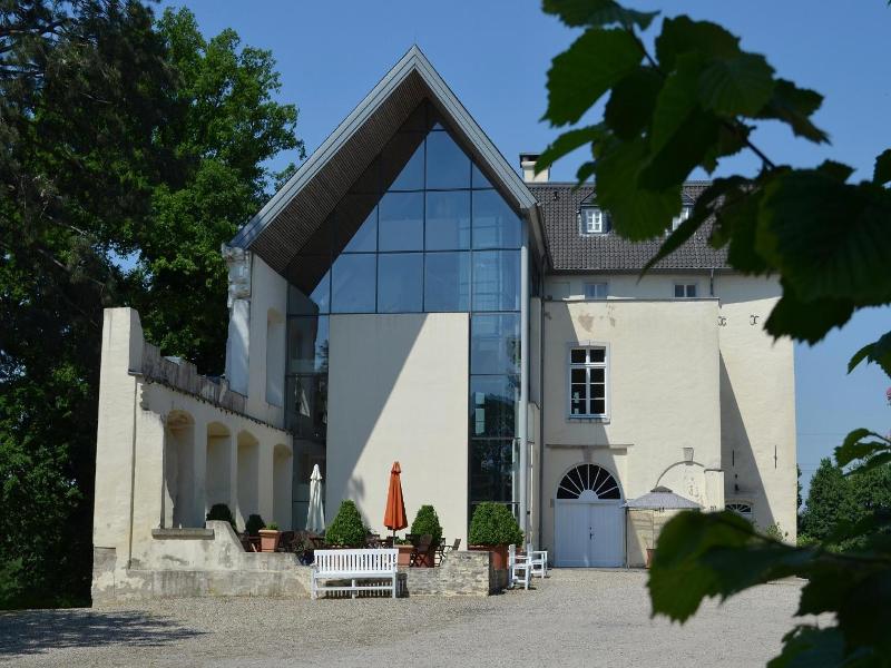 Burg Boetzelaer image