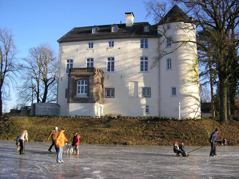 Burg Boetzelaer image