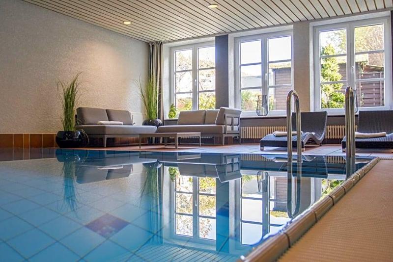 Landhotel Büker image