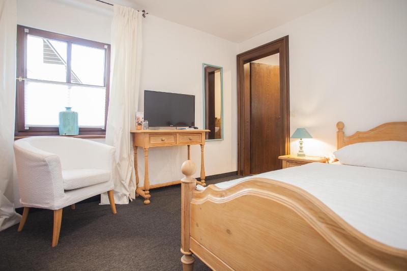 Landhotel Büker image