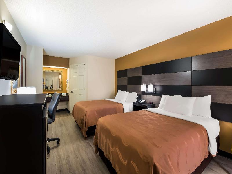 Quality Inn Johnson City I-26 Exit 17 image