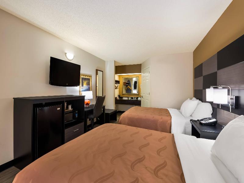 Quality Inn Johnson City I-26 Exit 17 image