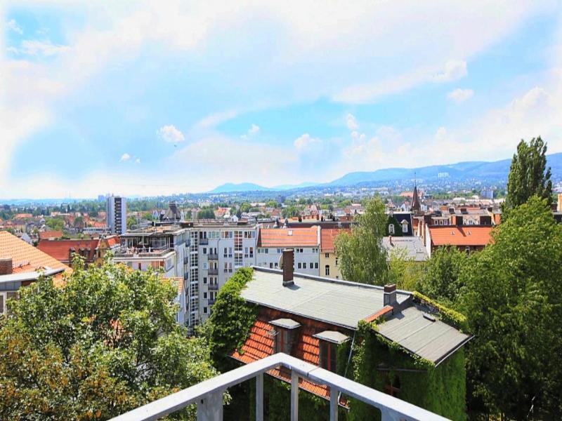 Adesso Astoria image