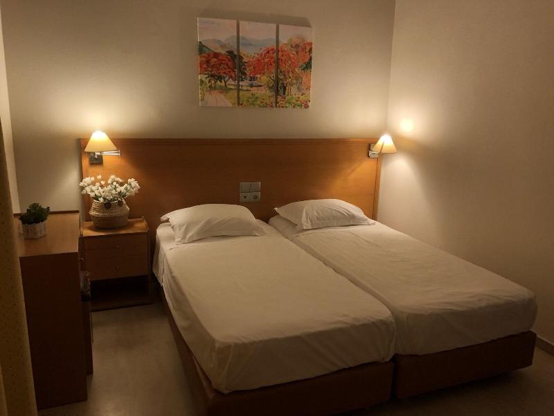 Philippos Studios & Apartments image