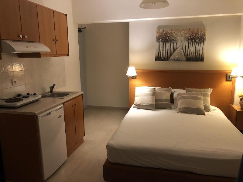 Philippos Studios & Apartments image
