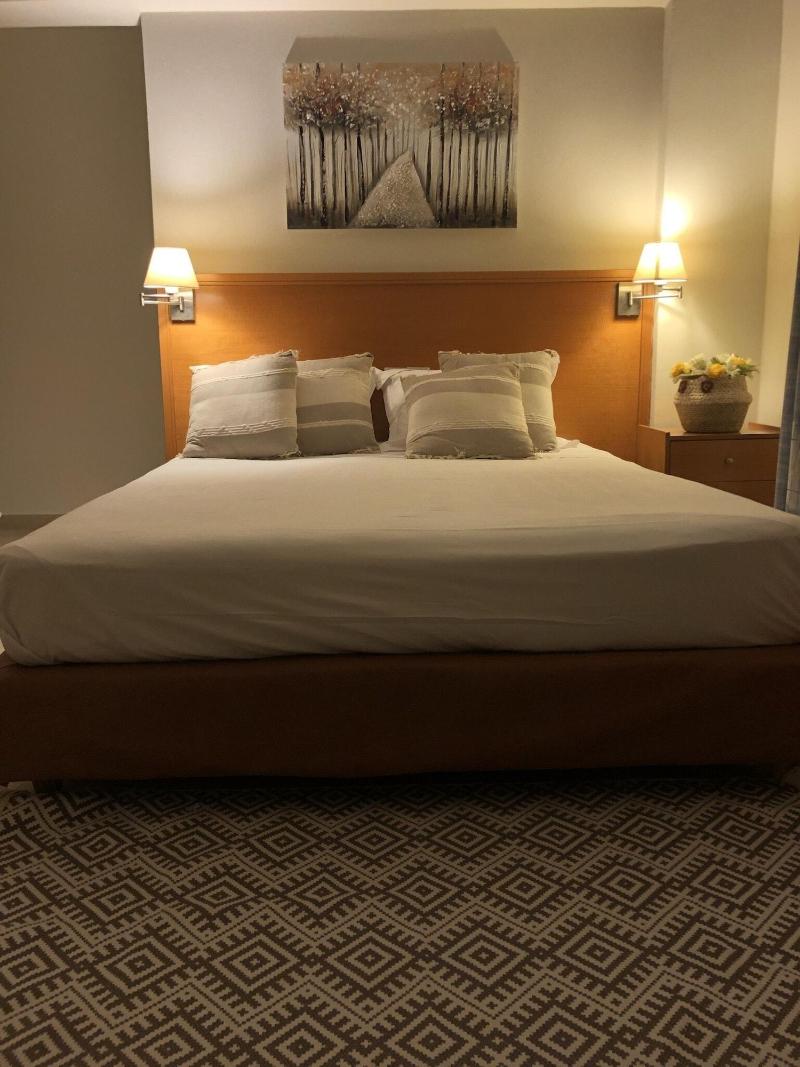Philippos Studios & Apartments image