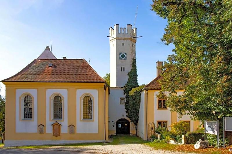 Hotel Schloss Schenke image