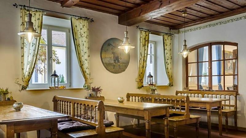 Hotel Schloss Schenke image