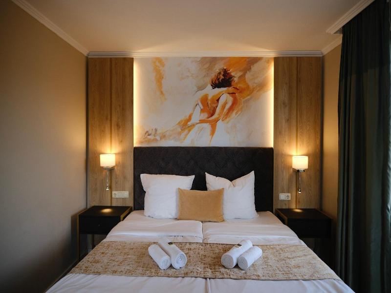 Parkhotel Rosarium image