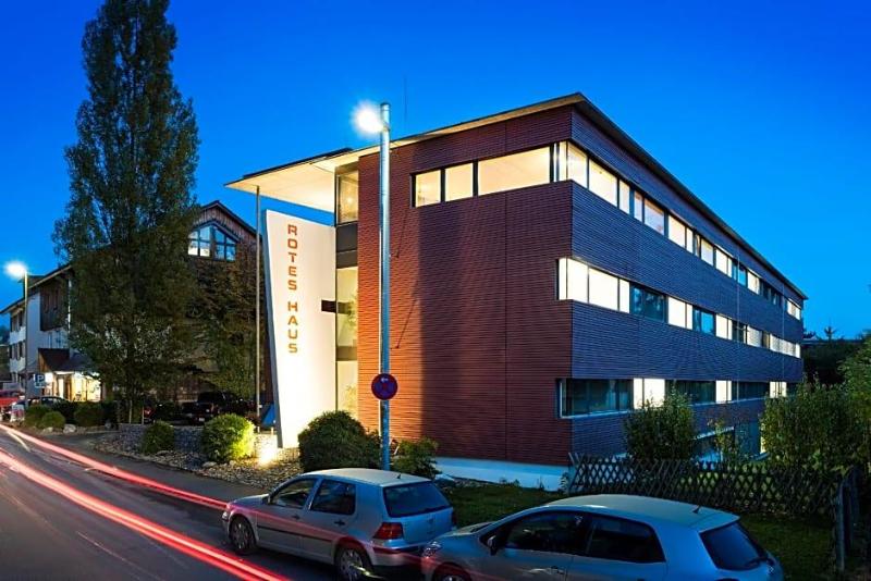 Rotes Haus image