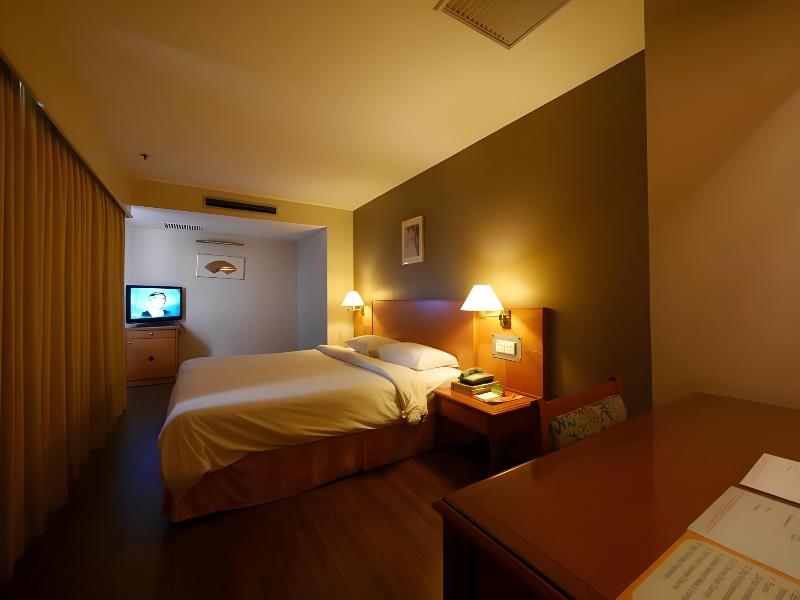 Premier Hotel Sibu image