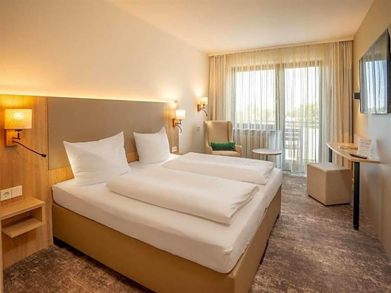 Waldhotel Eisenberg image