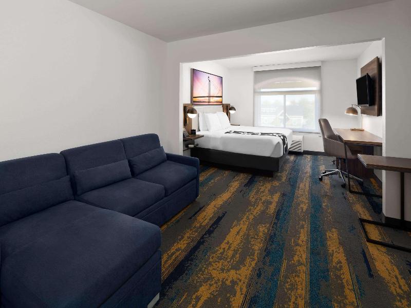 La Quinta Inn & Suites Kennewick image
