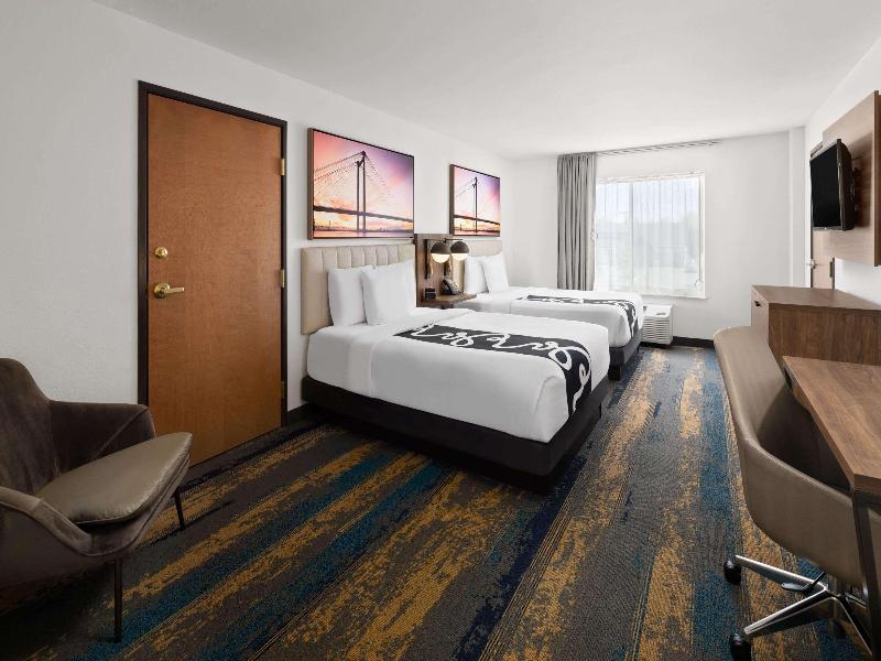 La Quinta Inn & Suites Kennewick image