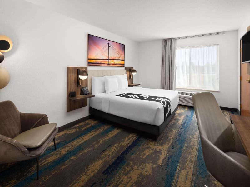 La Quinta Inn & Suites Kennewick image