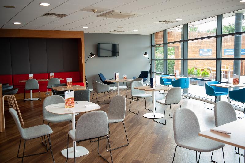 Holiday Inn Express Folkestone - Channel Tunnel image
