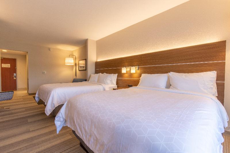 Holiday Inn Express Johnson City image