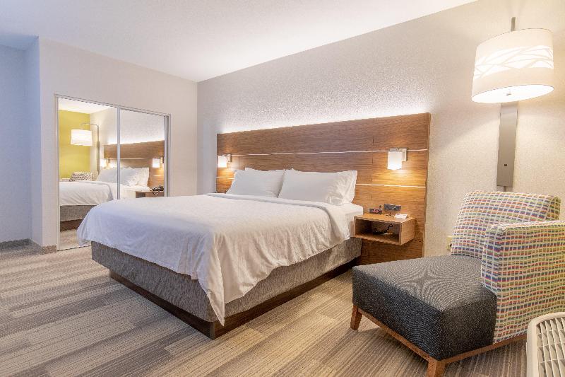 Holiday Inn Express Johnson City image