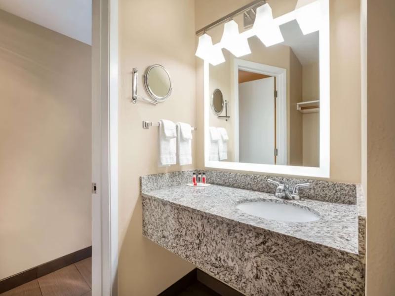 Baymont by Wyndham Tri-Cities/Kennewick WA image