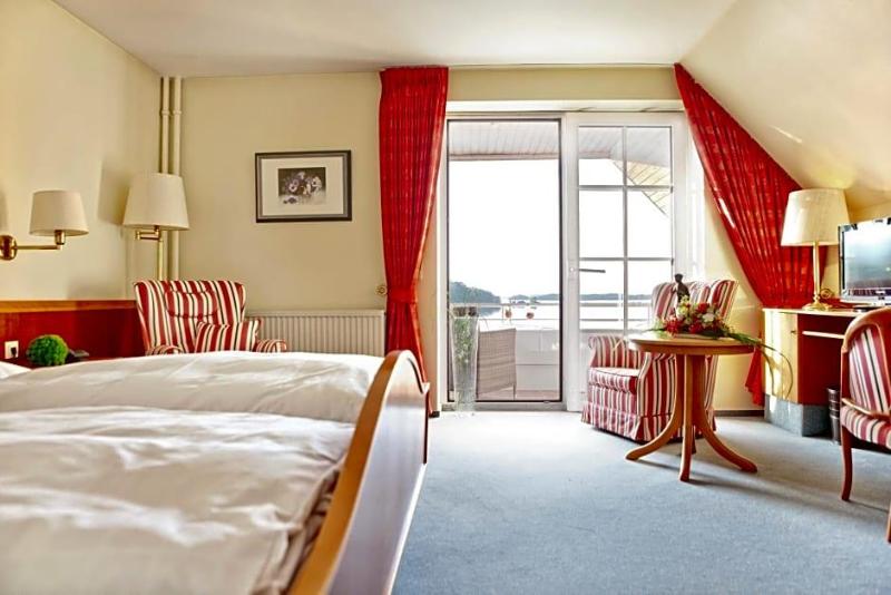 Strauers Hotel am See image
