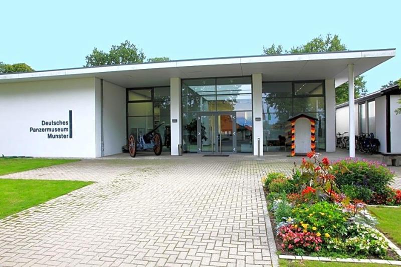 Residenzia image
