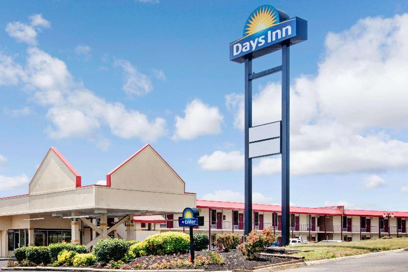 Days Inn Knoxville West