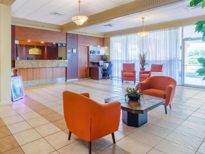 Howard Johnson by Wyndham Lakeland image