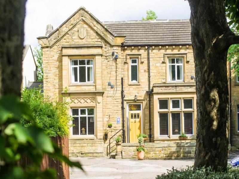 Wakefield Limes Hotel image